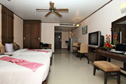 Superior Twin Room | Pattaya Loft hotel